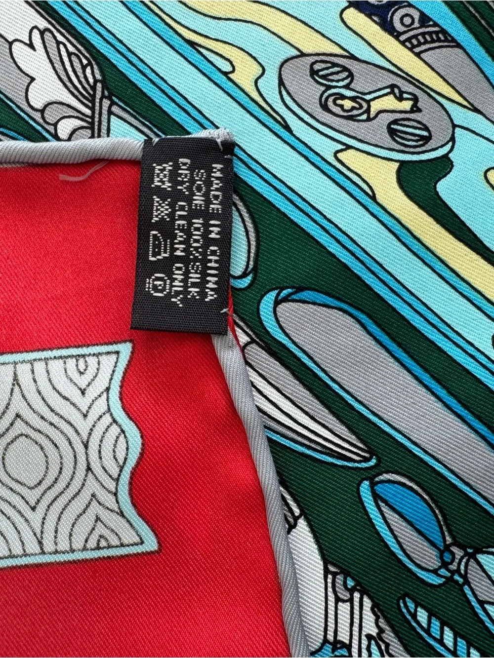 Designer-style Blue & Red 90CM Silk Scarf